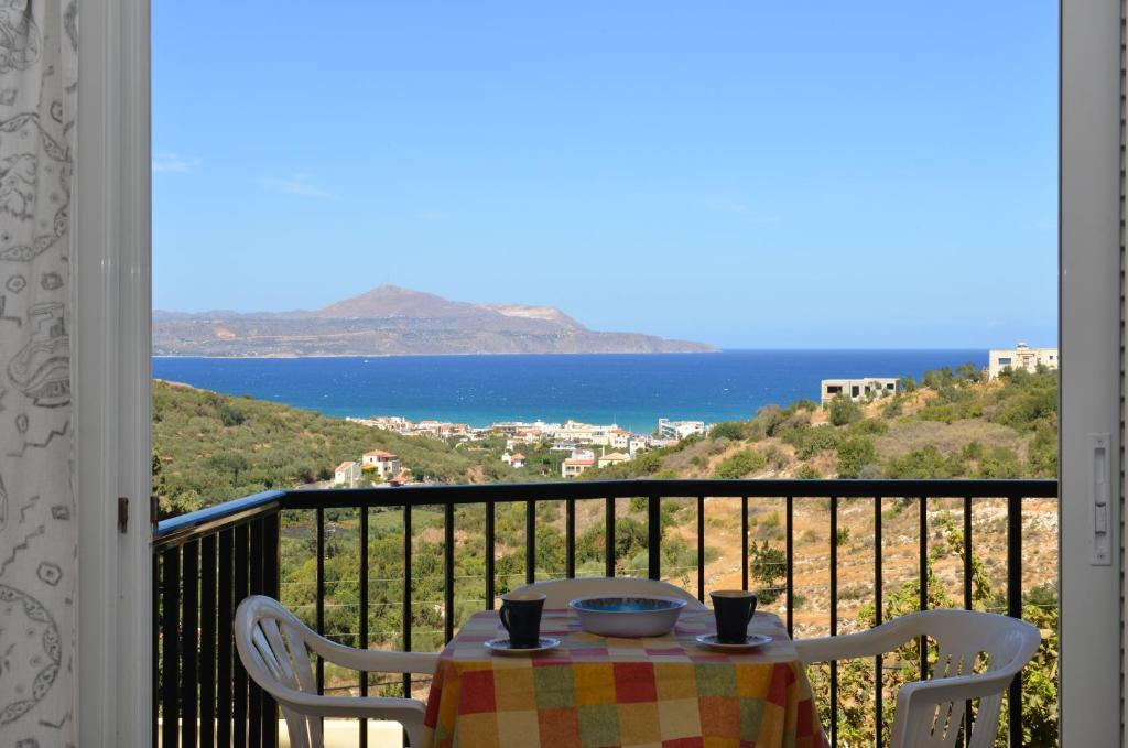 Kaloudis Apartments Almirida Oda fotoğraf